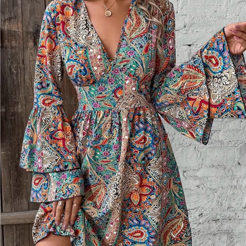 Paisley Print V-neck Dress